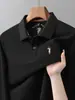 Nova coleção Primavera e Outono: camisa polo estilosa de manga comprida para homens jovens e de meia-idade, com bordado delicado de cavalo, tecido respirável e gola clássica, perfeita para o trabalho ou para o dia a dia