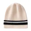 Gorro de cachemira para mujer, nuevo estilo otoño/invierno, ala engrosada, diseño de bloques de color, tejido de doble capa, cubreorejas, gorro cálido, gorro para clima frío al aire libre