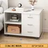 Mesita de noche con cerradura Armario de almacenamiento para dormitorio en casa Estante de almacenamiento extraíble para mesita de noche Armario pequeño de almacenamiento Nuevo estilo 2025