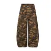 Novas calças camufladas curvas estilo asiático retrô americano da Urso Mágico, corte reto solto com design de rebites, calças casuais
