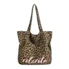 Bolsa Tote Estampa Leopardo Retrô Feminina 2026 Nova Grande Capacidade para o Trabalho Bolsa de Compras em Lona Versátil Casual Bolsa de Ombro