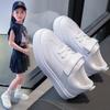 Zapatillas blancas de malla de cuero para niños, nuevas zapatillas con velcro para niños y niñas, zapatos blancos que combinan con todo, moda