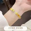 Pulsera Pequeña de Margaritas Esmaltadas Martilladas con Pintura Dorada de Plata Pura 9999 para Mujer, Pulsera de Plata Pura Estilo Chino Fresco y Sencillo con Diseño de Sutra del Corazón y Crisantemo