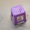 Mini Modelo de Mueble Taburete Cuadrado Pequeño Retro Adornos Accesorios para Casa de Muñecas Casa de Juego Comida de Simulación Miniatura y Accesorios de Juego