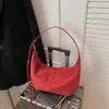Versión Coreana Bolsa de Empanada Mate de Nicho para Mujer Moda Otoño e Invierno 2025 Bolso de Hombro Retro Bolso Cruzado para Viajes Diarios