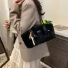 Bolsa Tote de Axila para Mulheres, Bolsa de Pelúcia de Grande Capacidade para Outono e Inverno, Bolsa para o Trabalho e Deslocamento, Bolsa de Ombro Versátil em Camurça