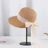Sombrero de Paja con Cinta de Nuevo Temperamento al por Mayor para Mujer, Sombrilla de Verano y Protección Solar, Ala Ancha que Muestra la Cara, Pequeño, Moda, Viaje, Sombrero de Playa