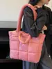 Bolso Grande de Capacidad para Mujer, de Alta Gama, Moderno y Versátil, Bolso de Hombro o Axila, Bolso Tote Sencillo Casual para el Día a Día