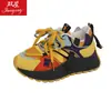 28136-1 Tênis de Papai Quentes Forrados com Lã de Sola Grossa para Mulheres Inverno 2025 Sapatos Pato Mandarim Tendência Casual Esportivo para Corrida