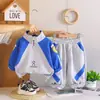 Ropa para Niños Conjunto de Otoño para Niños 2026 Nuevo Conjunto Elegante para Bebé de Otoño Guapo Conjunto de Dos Piezas de Manga Larga para Niño Pequeño e Infantil