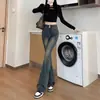 Jeans de Cintura Alta Ligeramente Picantes para Mujer Invierno 2025 Nuevos Ajuste Delgado Elásticos Forrados de Felpa Engrosados Pantalones Acampanados Color Gris Cemento