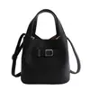 Bolso Cruzado de Hombro Único con Personalidad Casual y Sencilla, Bolso Cubo Diario de Moda y Tendencia, Nuevo Bolso de Nicho para Mujer 2026