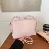 Bolsa quadrada pequena de tecido de alta qualidade para mulheres 2026 verão nova bolsa de ombro único transversal retrô bolsa simples casual tipo travesseiro