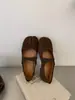 Novos sapatos Mary Jane de bico de porco vermelhos ultra macios para mulheres, solas planas