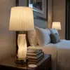 Lámpara de Mesa Plegable LED de Lujo Ligero con Base Metálica Nórdica, Lámpara de Mesita de Noche, Lámpara de Mesa para Decoración del Hogar para Sala de Estar y Dormitorio