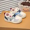 Zapatillas de Entrenamiento para Niños 2026 Primavera y Otoño Nuevo Estilo Coreano Zapatillas de Carrera Modernas para Niñas Zapatillas Deportivas Casuales de Suela Fina para Niños