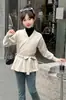 Suéter de Otoño e Invierno para Niñas 2026 Nuevo Dulce Estilo Coreano para Niñas Mayores, Elegante Suéter de Punto Ceñido a la Cintura
