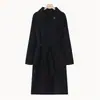 Otoño e Invierno 2026 Nuevo Estilo Cachemir Doble Cara Cinturón de Alta Gama Abrigo de Lana de Longitud Media para Mujer Ropa Exterior de Lana para Mujer
