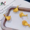 Pendientes Retro Dorados Arena Estilo Nuevo 2026 para Mujer, Diseño de Latón Chapado en Oro con un Toque de Marca de Alta Gama, Pendientes de Aro