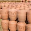 Rongxian Mingfeng Taoye Cerámica de Sichuan 25 kg Jarra de Vino Jarra de Vino Interior y Exterior Cerámica Gruesa sin Esmalte Jarra de Vino Jarra de Vino Venta al por Mayor