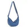 Bolso cruzado de nailon versátil para mujer, tipo dumpling, para cruzar fronteras, Bolso casual versátil de moda de verano para mujer, Tendencia de bolso luna de color sólido