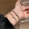 Pulsera Elástica de Diamantes Estilo Francés con un Toque de Lujo Ligero y Alta Gama, Joyería Elegante y Versátil con un Diseño Único y a la Moda, Nicho