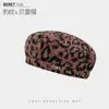 Boina con Estampado de Leopardo para Mujer Otoño e Invierno Vintage Artística Gorra de Periodista Moderna Versátil Gorra de Artista