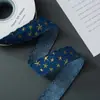 Correa de Estrellas Estéreo de Mezclilla Borde de Encaje Retro Gancho Correa de Mezclilla Cóncava y Convexa Moño DIY Accesorios para Ropa