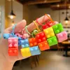 Llavero Colgante de Bloque de Construcción Trapezoidal Descompresor Llavero Creativo para Coche Colgante para Mochila de Estudiante Regalo Venta al por Mayor