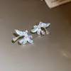 Brincos de Prata com Zircônia em Formato de Flor e Coração, Frescos e Delicados para o Verão, Brincos de Nicho Exquisitos e Doces com um Toque de Luxo Leve e de Alta Qualidade
