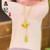 Tienda de Oro Mismo Estilo Collar de Corazón Picado Chapado en Oro Alta Retención de Color Floral Mariposa Moneda de los Cinco Emperadores Collar Venta al por Mayor