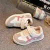 Tênis infantil para meninos sapatos Forrest Gump 2025 primavera novo para meninas sola macia prata casual sapatos de bebê pequenos de lona