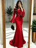Vestido de noche de sirena de un solo hombro de lujo transfronterizo europeo y americano, de manga larga, ajustado, con una larga cola y una falda fluida, adecuado para banquetes y fiestas