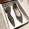 Sapatos Populares de Strass Brilhante para Mulheres 2025 Novos Sapatos Rasos Totalmente de Diamante Sapatos de Bico Quadrado Salto Quadrado Salto Baixo Sapatos Femininos Super Macios Sola Macia