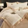 Juego de ropa de cama de cuatro piezas de felpa con relieve tridimensional, totalmente mate y de alta densidad, engrosado para el calor del invierno, juego de terciopelo de leche transfronterizo
