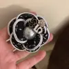 Broche de Tela del Año del Zodiaco con Diseño de Caballo Pequeño, Broche de Moda de Lujo de Alta Gama, Accesorio de Moda de Diseño de Nicho para Mujeres