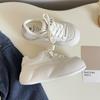 Versión coreana de zapatos de pan de cabeza grande feos adorables zapatos deportivos pequeños para primavera y otoño nuevo 2025 zapatos blancos XY-A382