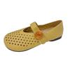 Zapatos de una sola capa calados estilo étnico para mujer, nuevos de verano 2023, suela suave, zapatos para madre, hebilla de un carácter, boca media, zapatos planos tipo guisante