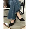 2025 Nova Coleção Outono e Inverno Bico Fino Salto Grosso Francês Sapatos de Salto Alto Camurça Boca Rasa Sapatos Femininos Estampa de Leopardo Mary Jane Sapatos para o Dia a Dia