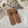 Meias de Tecido Coral Ursinho para Mulheres, Meias Fofas de Desenho Animado Meia-Perna, Meias Grossas Aconchegantes de Inverno, Meias de Dormir que Não Soltam Fiapos