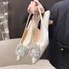 Sandalias de punta cerrada para mujer talla grande 2026 verano nuevo moda europea y americana punta fina hebilla cuadrada de strass sandalias de tacón de aguja para mujer venta al por mayor