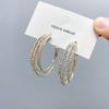 Pendientes de anillo D012 con diamantes de imitación de tres capas, pendientes circulares con personalidad, pendientes de gran sentido del temperamento, joyería de aguja de plata S925 para mujer