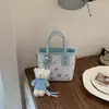 2026 Nueva Bolsa de Cesta de Mano con Estampado de Dibujos Animados para Mujer, Bolso Cruzado de Hombro Único Lindo y Moderno, Bolso Cubo Casual