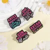 Frases en Inglés Divertidas y Humorísticas, Broches Trabajadores, Nuevos Accesorios de Ropa Europeos y Americanos, Pines para Cuello, Insignias Metálicas Versátiles