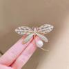 Broche de Mariposa Flor de Perla de Moda Nacional para Mujer, Sentido de Alta Gama, Exquisito Elegante, Accesorios de Pin para Chaleco Traje Chaqueta
