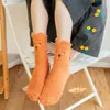 Calcetines de Terciopelo Coral con Oso Bordado que No Sueltan Pelusa, Calcetines para el Piso del Hogar, Calcetines Gruesos de Pelo para Mujer hasta Media Pantorrilla, Calcetines Cálidos al por Mayor