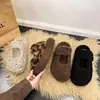 2026 Estilo Popular de Celebridad de Internet Temperamento Cómodas Llenas de Estilo Femenino Chanclas Estilo Callejero para Mujer Alta Apariencia Costura Ajustada Tira Única Chanclas