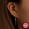 Nuevos pendientes con hebilla de oreja de diamante con punzón de plata esterlina S925, diseño de remache creativo muy popular en Europa y América.