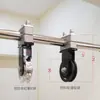 Equipamento de Fitness DIY com Polias Redondas Fixas e Ganchos: Um Encosto para Lat Pulldown e Suporte para Barra de Remada de Alta Resistência