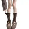 Calcetines de punto trenzado estilo retro coreano para otoño e invierno para mujer, con un diseño corto relajado y cómodo, suave y versátil que se puede usar como calentadores de piernas